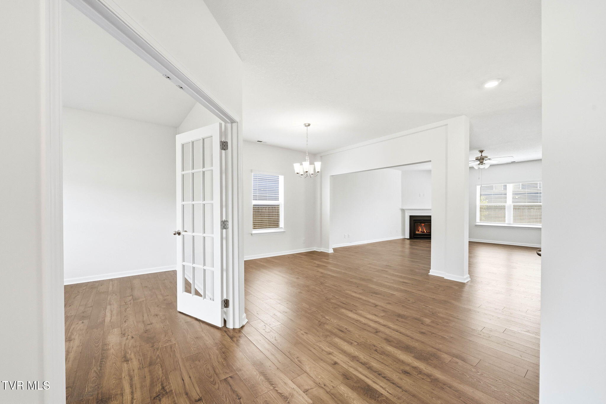 1129 Raccoon Lane Piney Flats, TN 37686 - Photo 6 of 41 34-web-or-mls-1129 Raccoon Ln-4