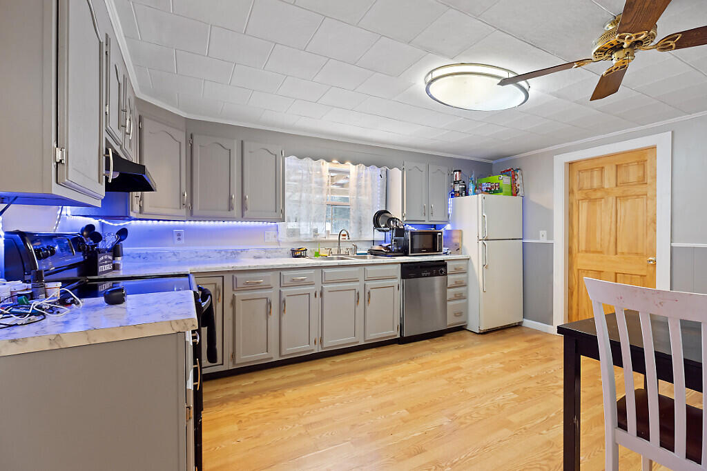 1145 Waterville Road Skowhegan, ME 04976 - Photo 5 of 113 17_BP5A8014_DxO_mls