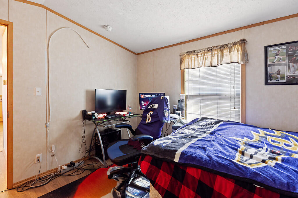 1145 Waterville Road Skowhegan, ME 04976 - Photo 92 of 113 96_BP5A8251_DxO_mls