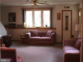 336 Steel Road Havertown, PA 19083 - Photo 3 of 5 Gallery Image 3