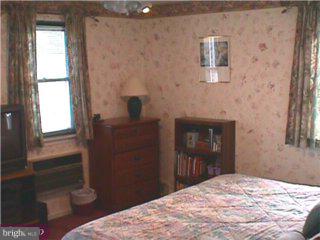 336 Steel Road Havertown, PA 19083 - Photo 5 of 5 Gallery Image 5