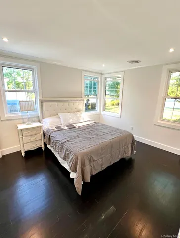 a view of an entryway with furniture