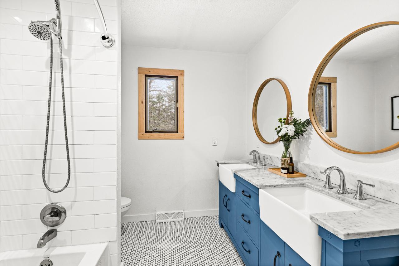 2163 Fors Road Two Harbors, MN 55616 - Photo 10 of 34