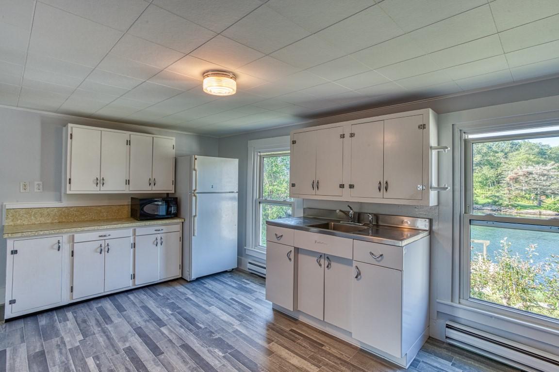 211 Ocean Point Road East Boothbay, ME 04544 - Photo 16 of 23 16