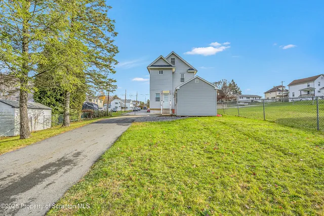 $214,900 | 753 Dunmore Street, Throop, PA 18512