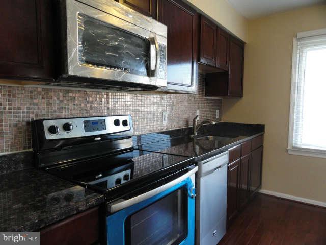 3013 Seminole Road Woodbridge, VA 22192 - Photo 4 of 19 Basement