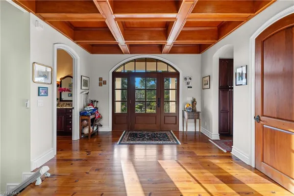 $4,695,000 | 16475 Captiva Drive, Captiva, FL 33924