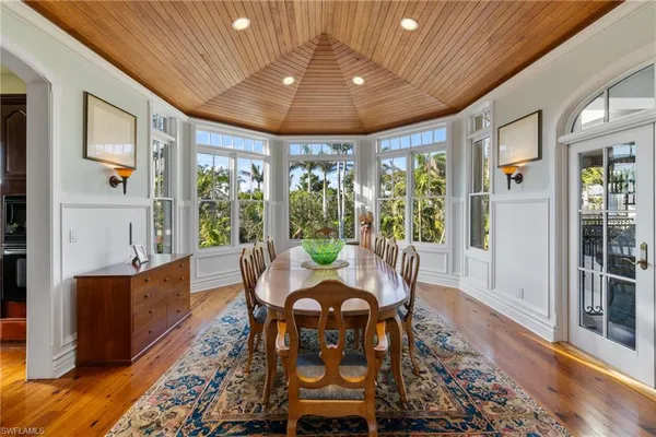 $4,695,000 | 16475 Captiva Drive, Captiva, FL 33924