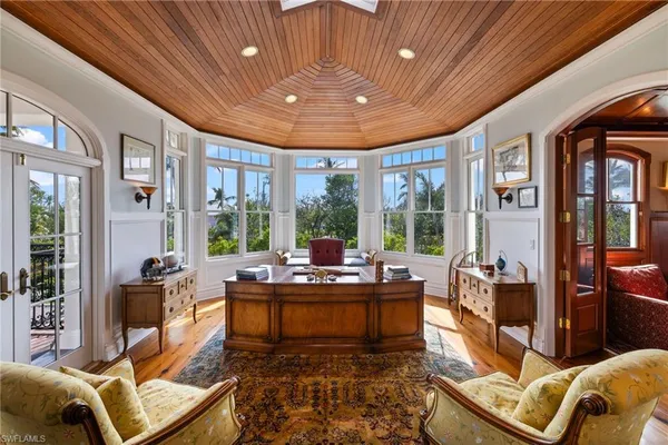 $4,695,000 | 16475 Captiva Drive, Captiva, FL 33924