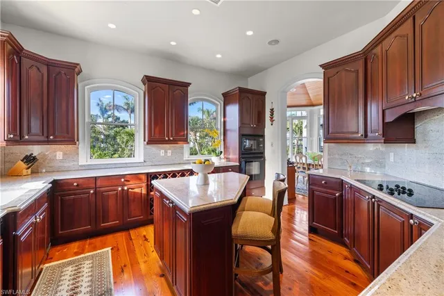 $4,995,000 | 16475 Captiva Drive, Captiva, FL 33924