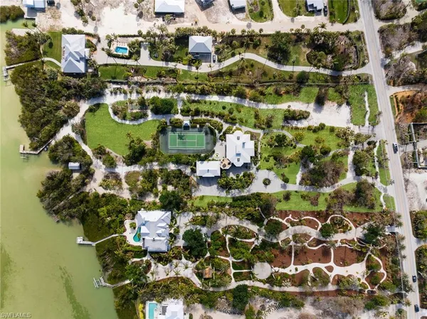 $4,695,000 | 16475 Captiva Drive, Captiva, FL 33924