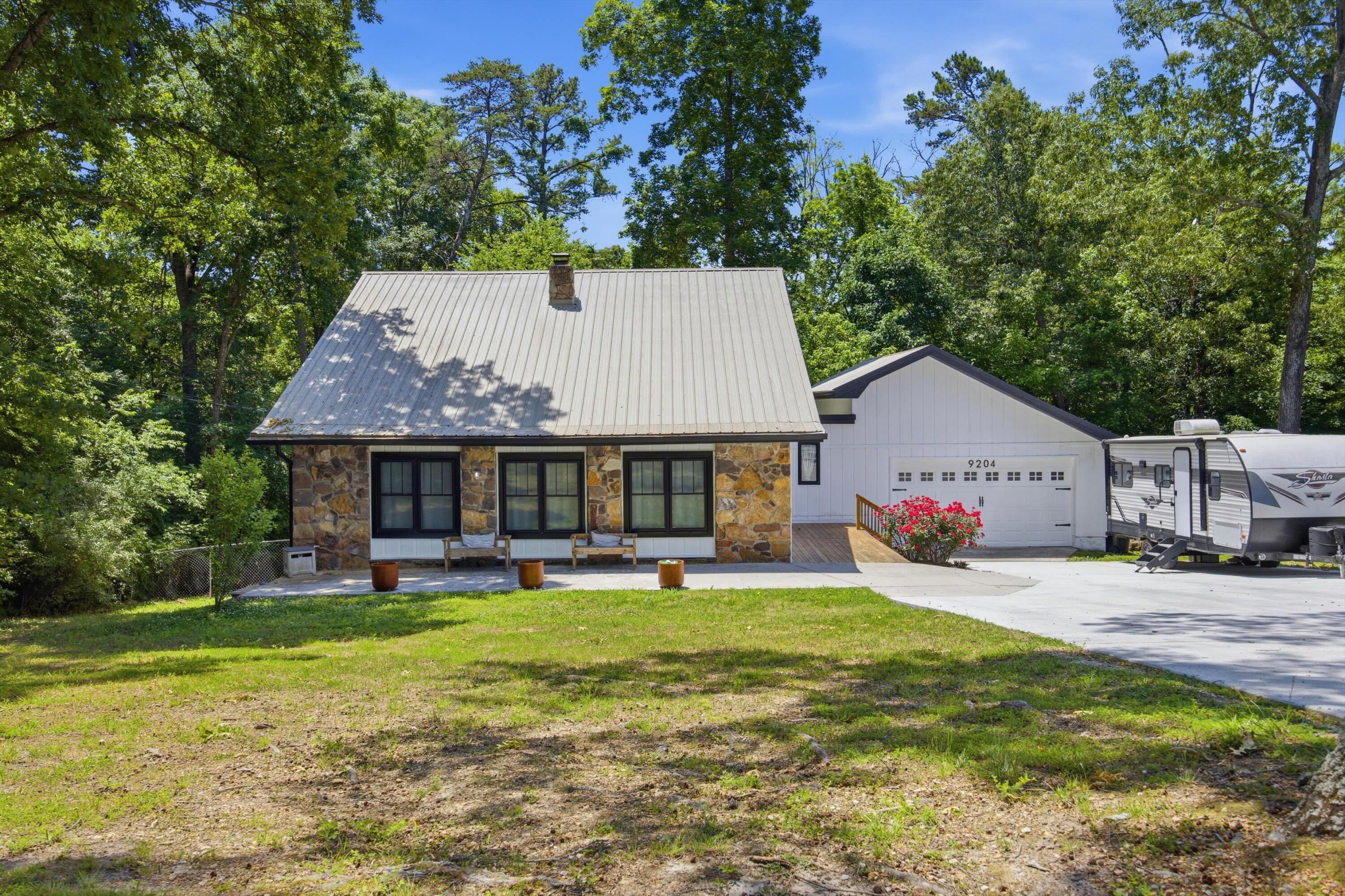 9204 Pine Ridge Road Ooltewah, TN 37363 - Photo 3 of 42 03-9204PineRidgeRd-8