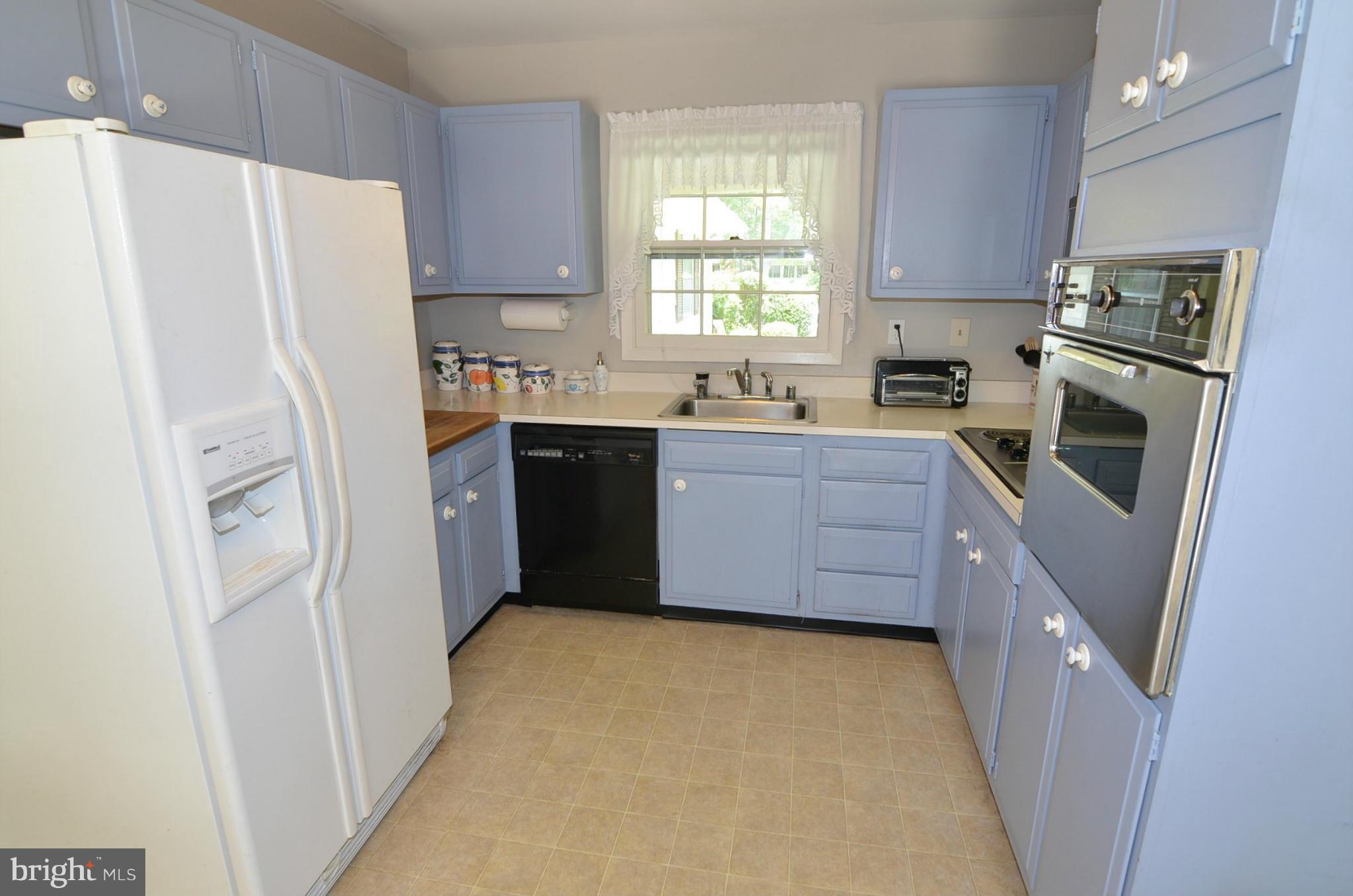 1707 Tarleton Way Crofton, MD 21114 - Photo 8 of 22 Kitchen