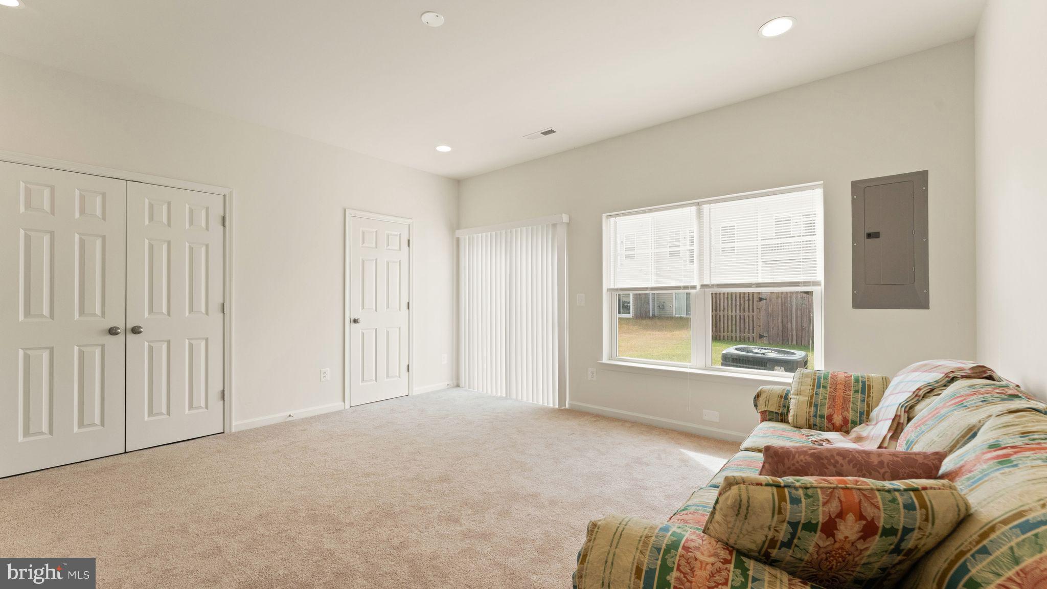 113 Splendor Gdn Way Stephenson, VA 22656 - Photo 8 of 61 Gallery Image 8