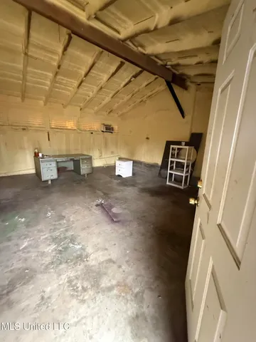 $110,000 | 315 West Elder Avenue, Holly Springs, MS 38635