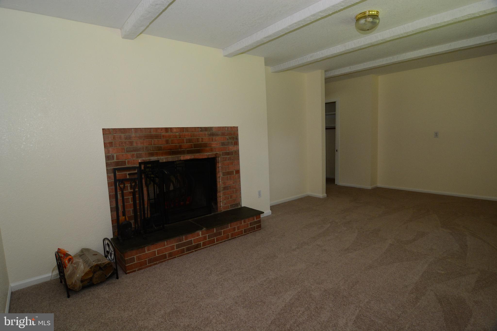 10212 East Hunter Valley Road Vienna, VA 22181 - Photo 22 of 40 Gallery Image 22