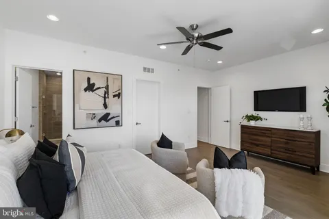 $800,000 | 1408 South Howard Street, Philadelphia, PA 19147