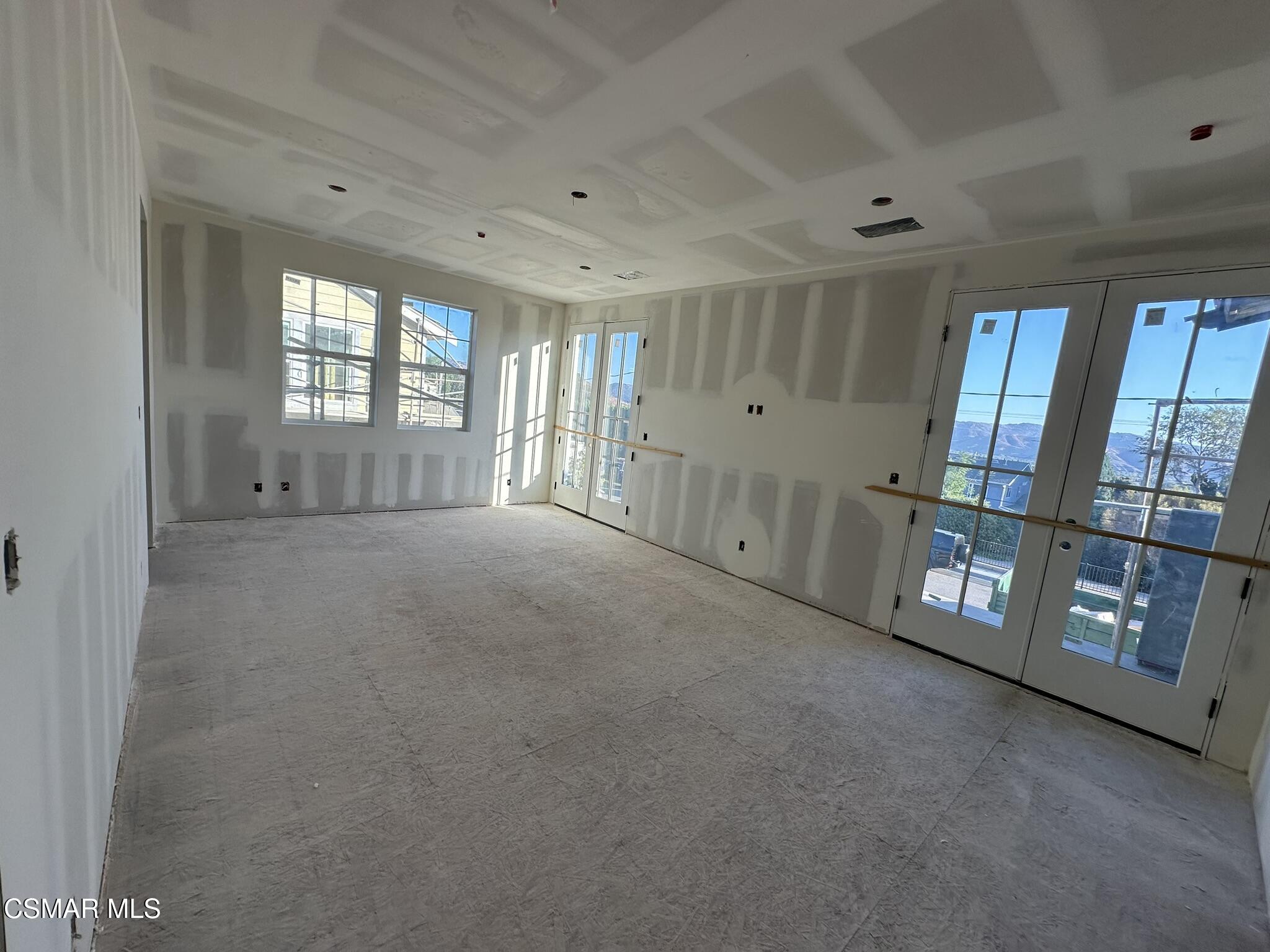 4667 Summit Avenue Simi Valley, CA 93063 - Photo 27 of 36 IMG_3818
