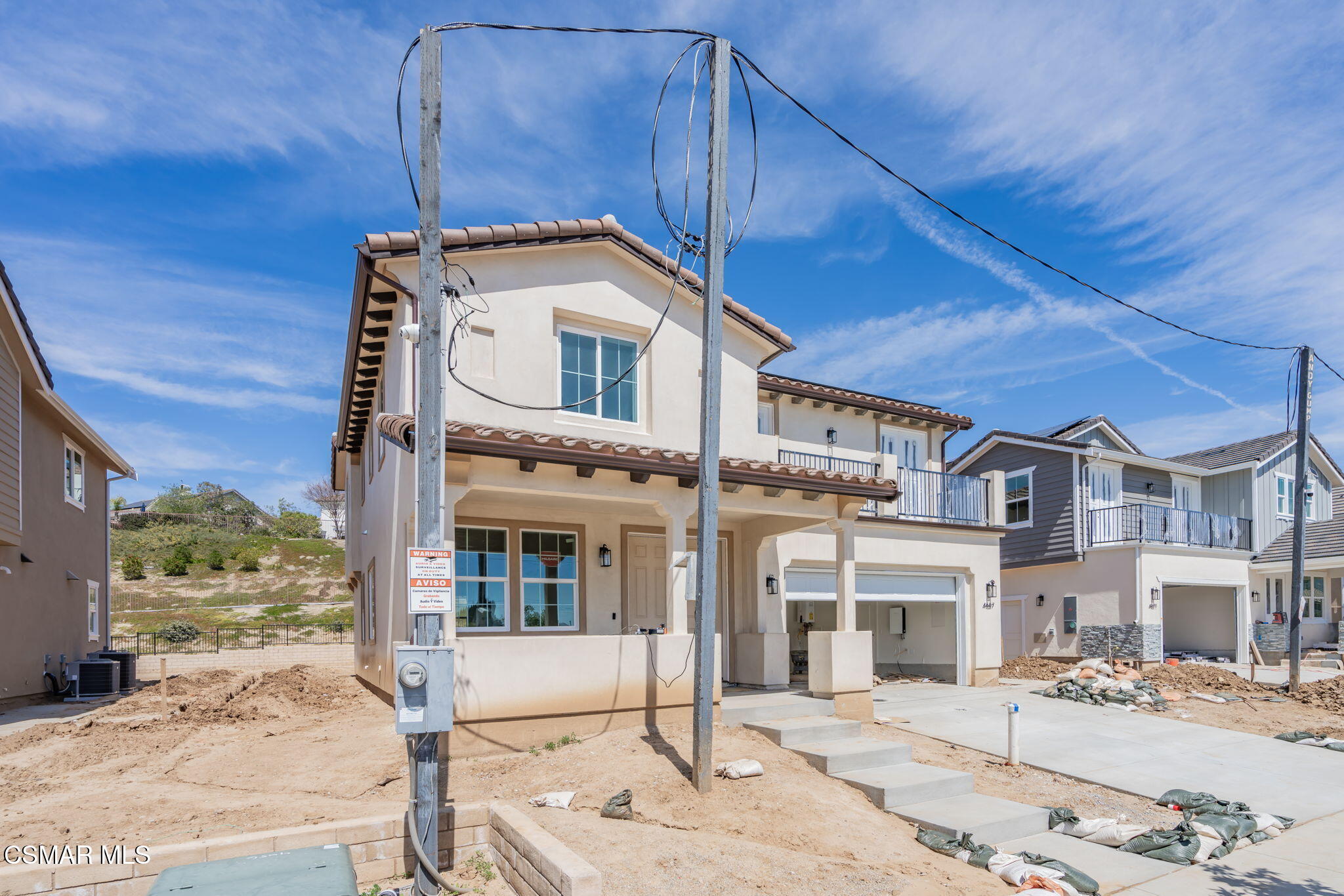 4667 Summit Avenue Simi Valley, CA 93063 - Photo 3 of 36 2-web-or-mls-_CK10798