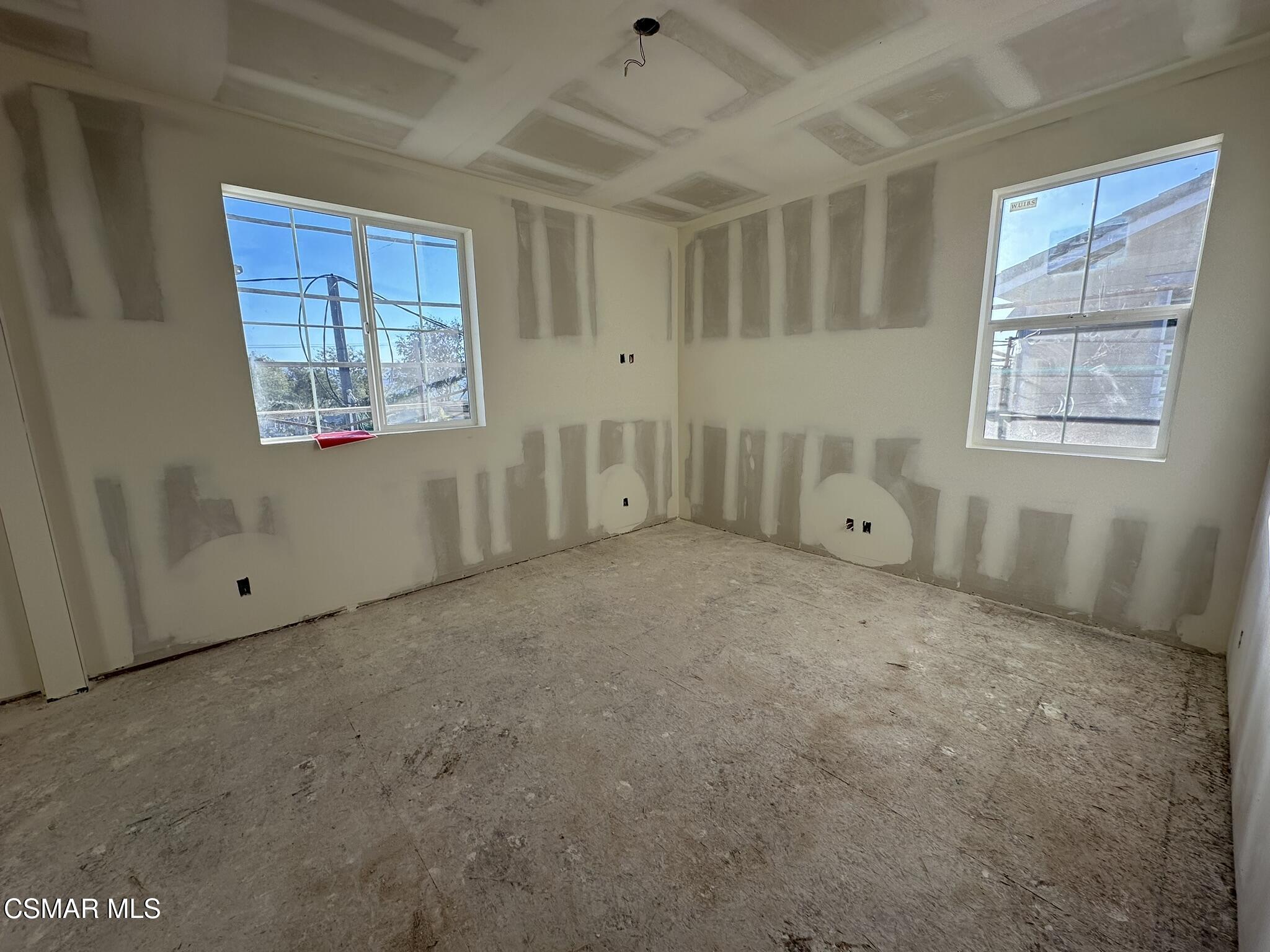 4667 Summit Avenue Simi Valley, CA 93063 - Photo 33 of 36 IMG_3824