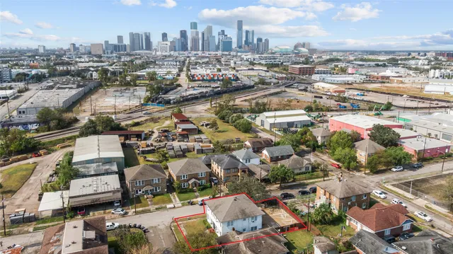 $1,500 | 3901 Dallas Street, Unit D, Houston, TX 77023