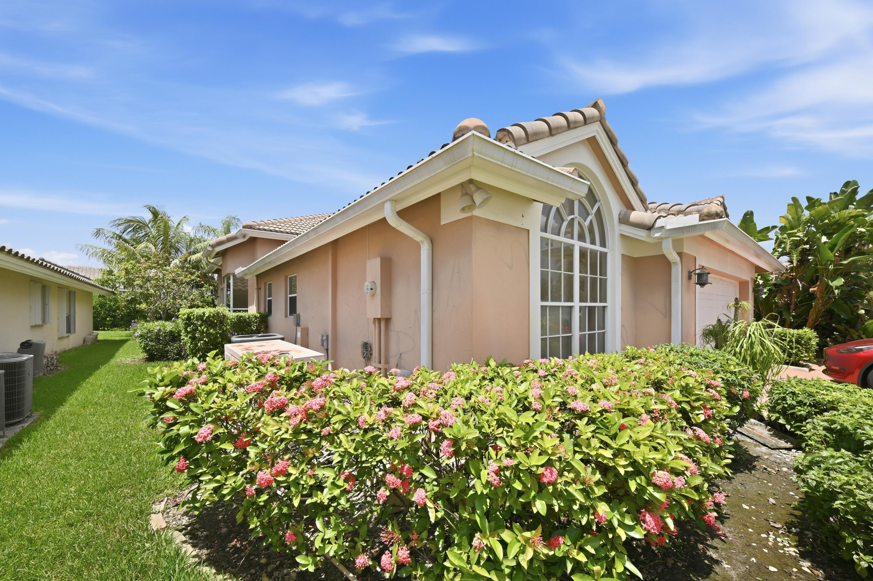 10769 Maple Chase Drive Boca Raton, FL 33498 - Photo 4 of 47 Mela_Boca_Rantal_HDR_003