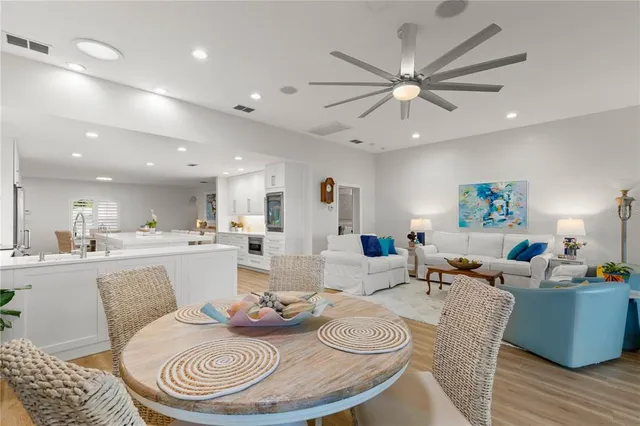 $4,900 | 17527 Canal Shores Drive, Odessa, FL 33556