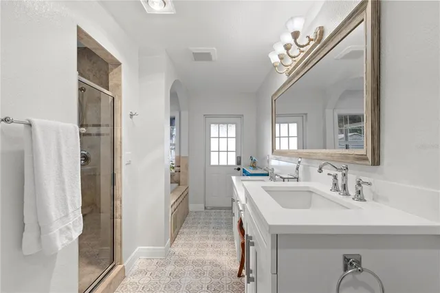 $4,900 | 17527 Canal Shores Drive, Odessa, FL 33556