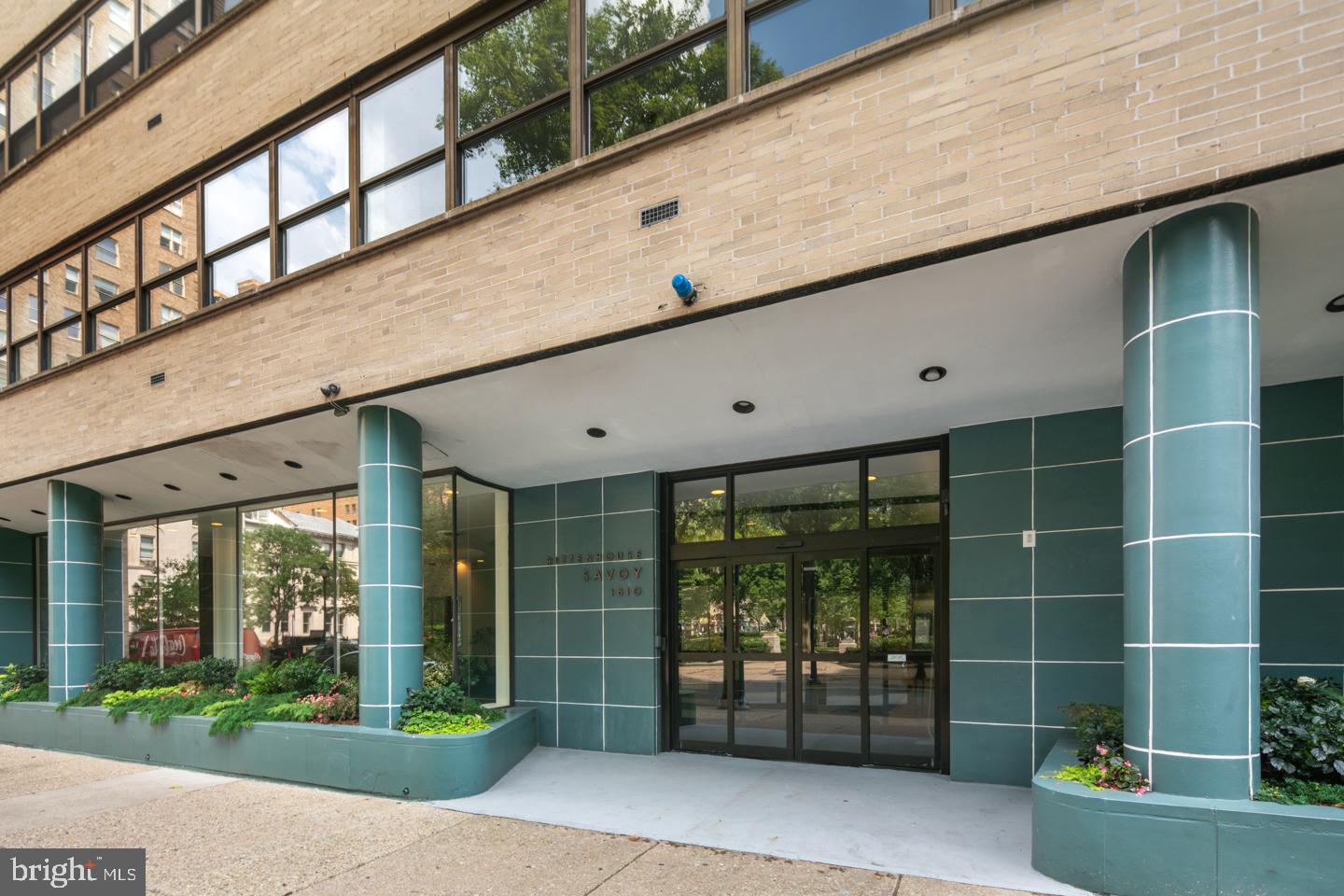 1806 Rittenhouse Square, Unit 606 Philadelphia, PA 19103 - Photo 17 of 19