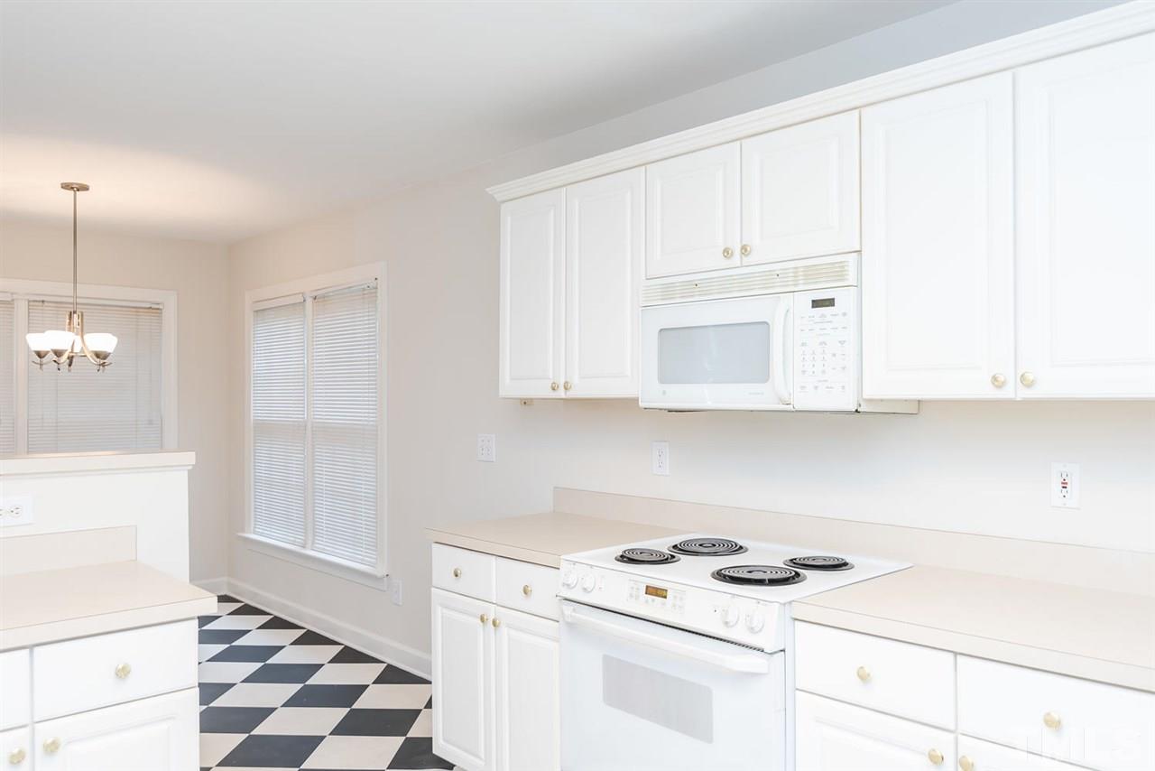 4208 Sprucedale Drive Raleigh, NC 27613 - Photo 14 of 21