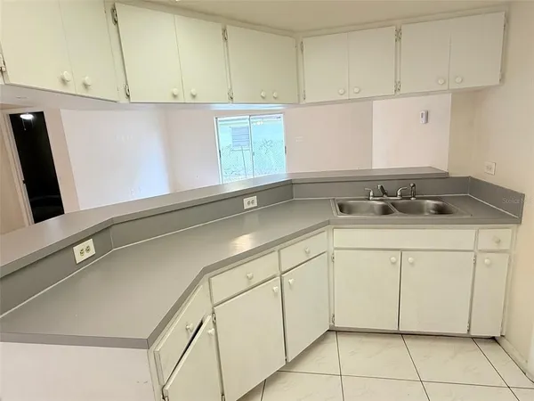 $1,925 | 2615 East Curtis Street, Tampa, FL 33610