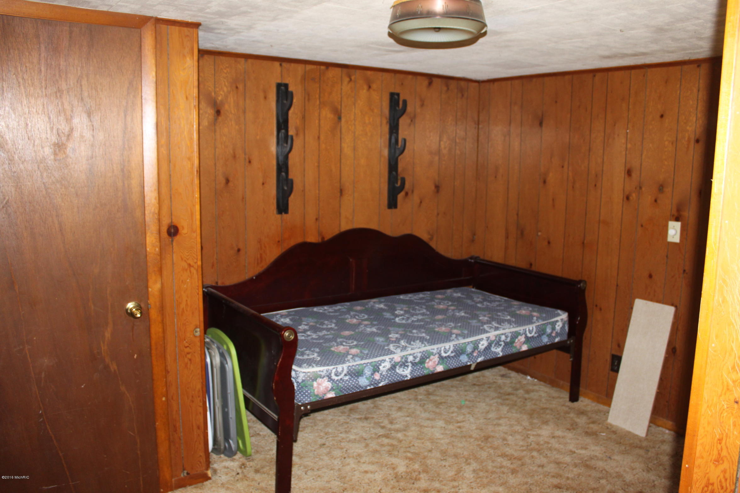 18280 Flarity Road Brethren, MI 49619 - Photo 18 of 21 IMG_8191