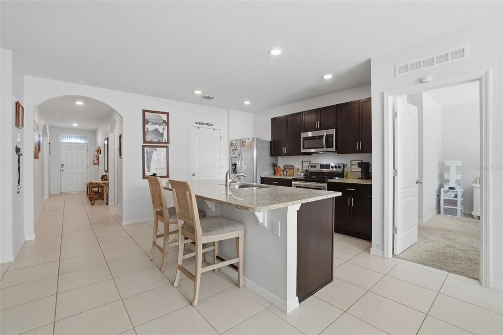 231 Meghan Circle DeLand, FL 32724 - Photo 4 of 29