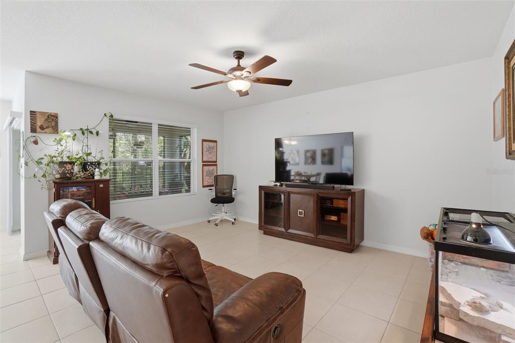 231 Meghan Circle DeLand, FL 32724 - Photo 8 of 29