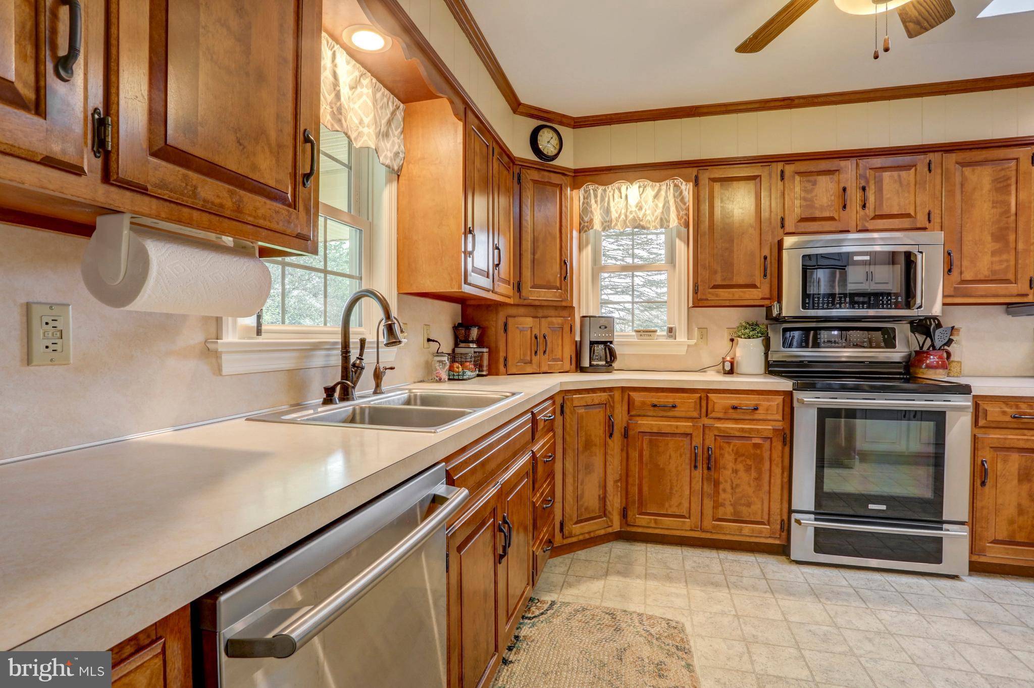 1718 Pioneer Road Lancaster, PA 17602 - Photo 27 of 46 Gallery Image 27