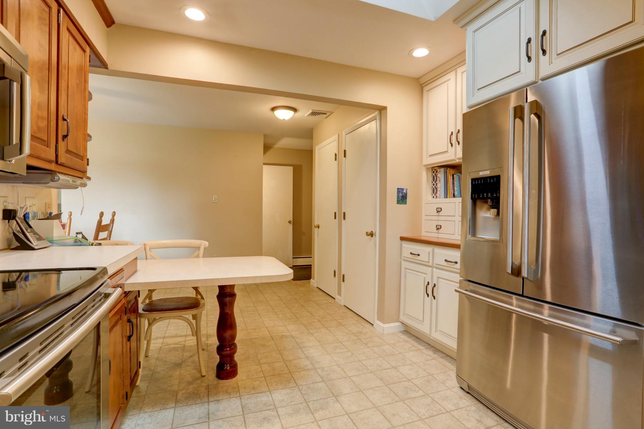 1718 Pioneer Road Lancaster, PA 17602 - Photo 28 of 46 Gallery Image 28
