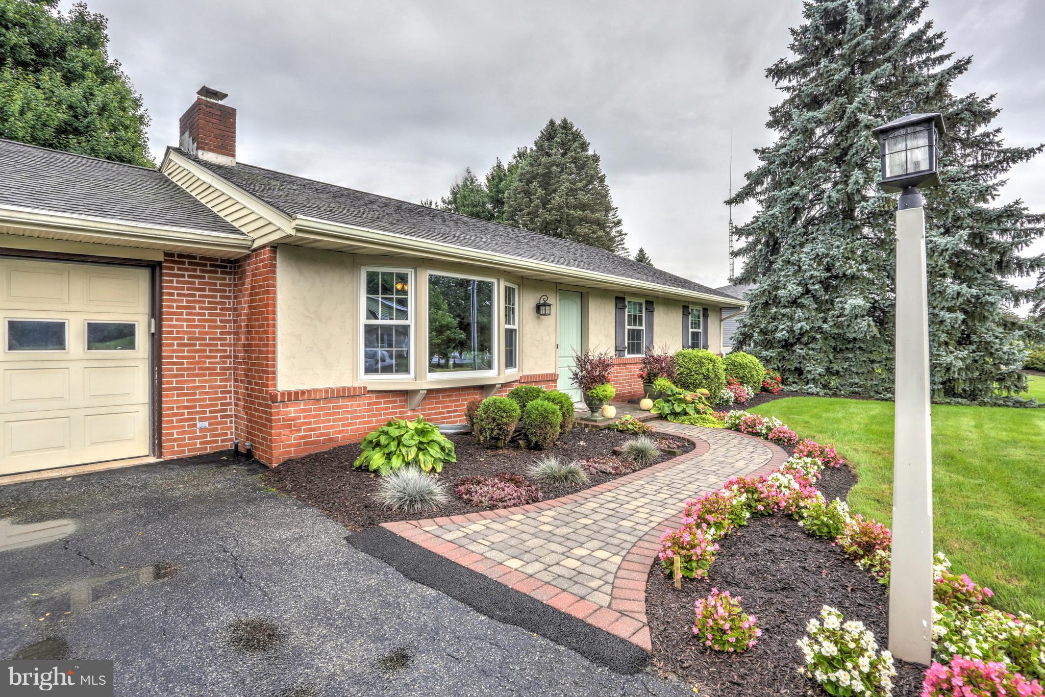 1718 Pioneer Road Lancaster, PA 17602 - Photo 8 of 46 Gallery Image 8