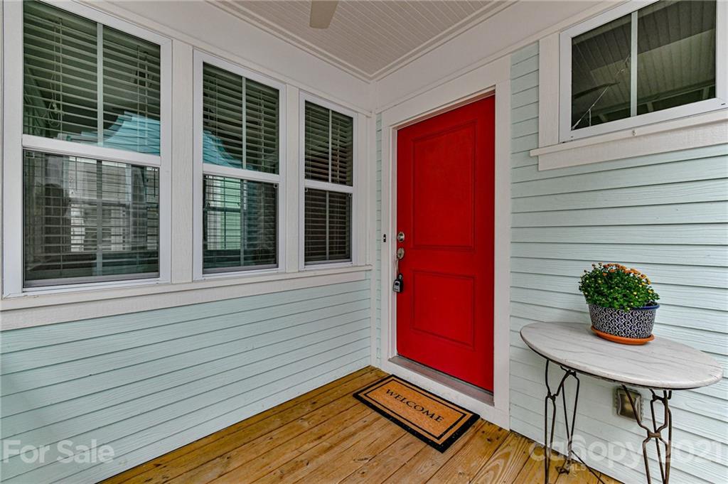 356 Spring Street Davidson, NC 28036 - Photo 2 of 22 Gallery Image 2