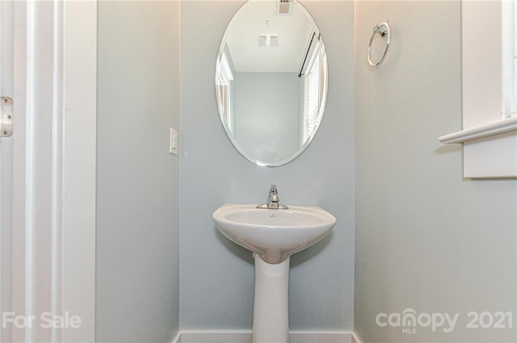 356 Spring Street Davidson, NC 28036 - Photo 12 of 22 Gallery Image 12