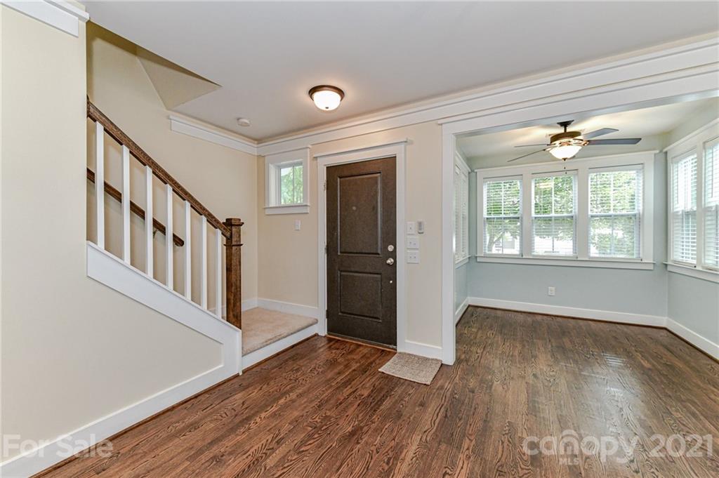 356 Spring Street Davidson, NC 28036 - Photo 4 of 22 Gallery Image 4