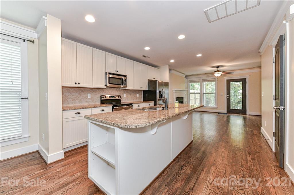 356 Spring Street Davidson, NC 28036 - Photo 8 of 22 Gallery Image 8