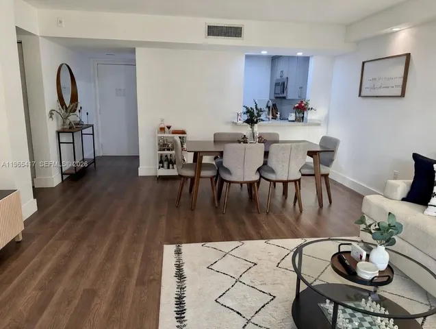 $290,000 | 8045 Southwest 107th Avenue, Unit 212, Miami, FL 33173