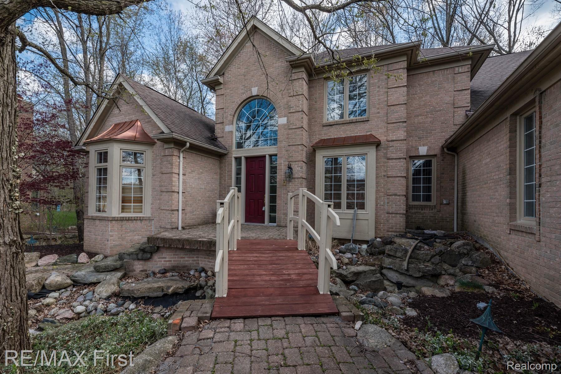 60702 Pennington Way Rochester, MI 48306 - Photo 6 of 66 Pennington Way - 6 of 66.jpeg