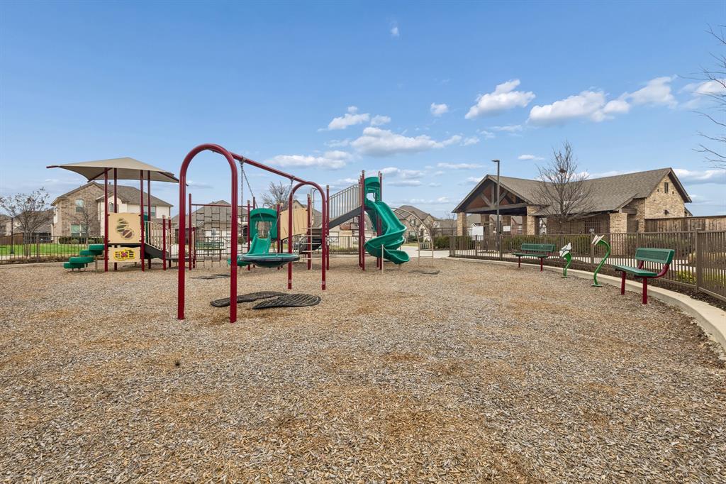 482 Prairie View Drive Haslet, TX 76052 - Photo 30 of 33 a view of outdoor space with garden view