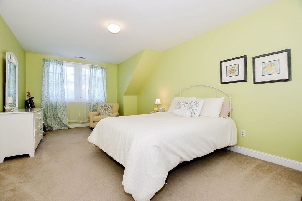 2 Teel Street Marion, MA 02738 - Photo 18 of 39 Gallery Image 18
