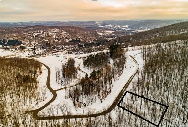 $184,900 | Fresh Track, Unit 30, Ellicottville, NY 14731