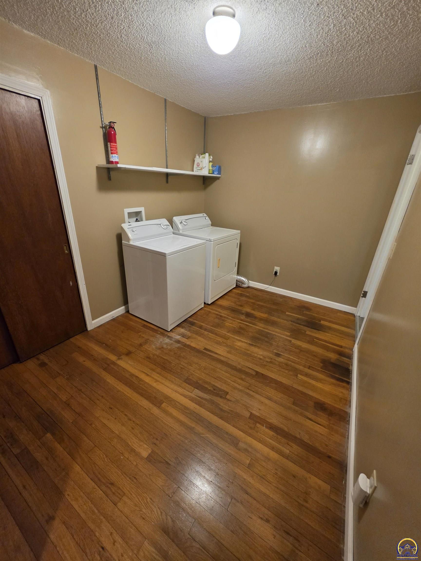 4632 Northwest 35th Street Topeka, KS 66618 - Photo 12 of 14