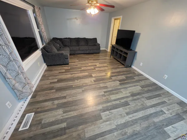 $220,000 | 4632 Northwest 35th Street, Topeka, KS 66618