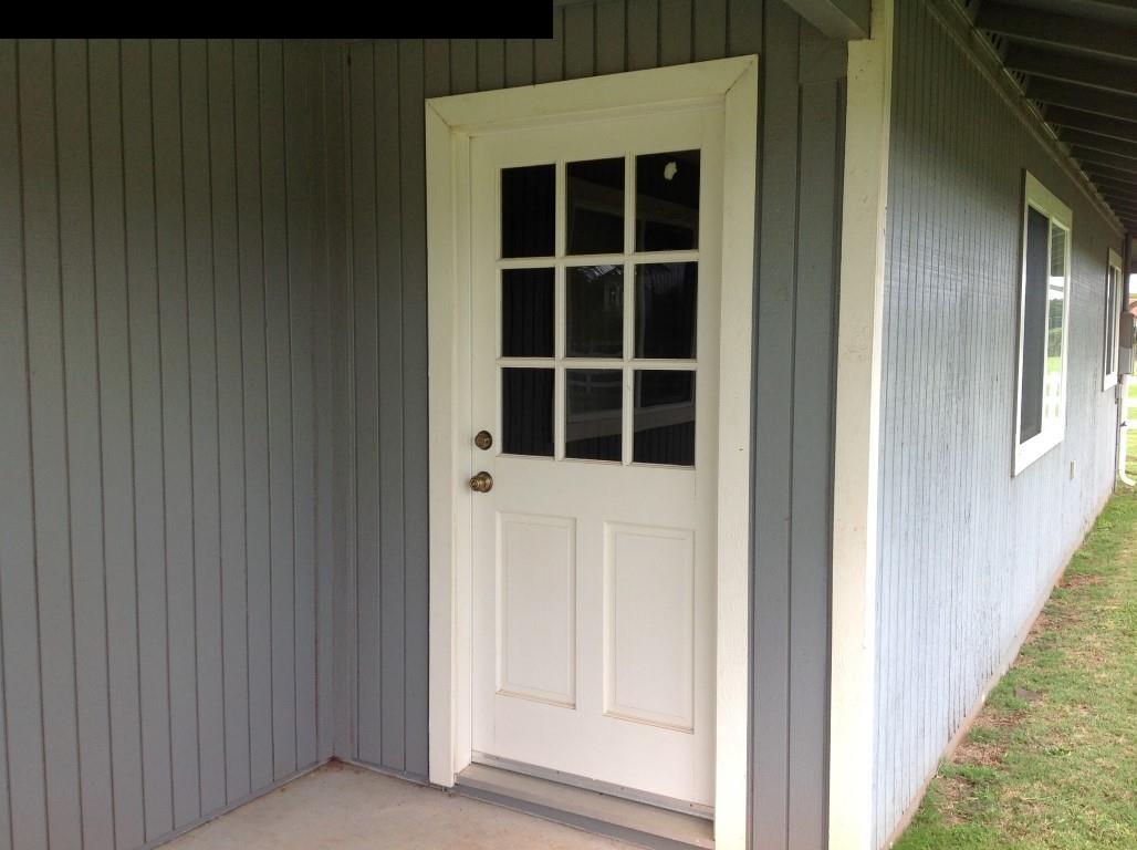 2750 Kokomo Road Haiku, HI 96708 - Photo 26 of 30 a view of front door