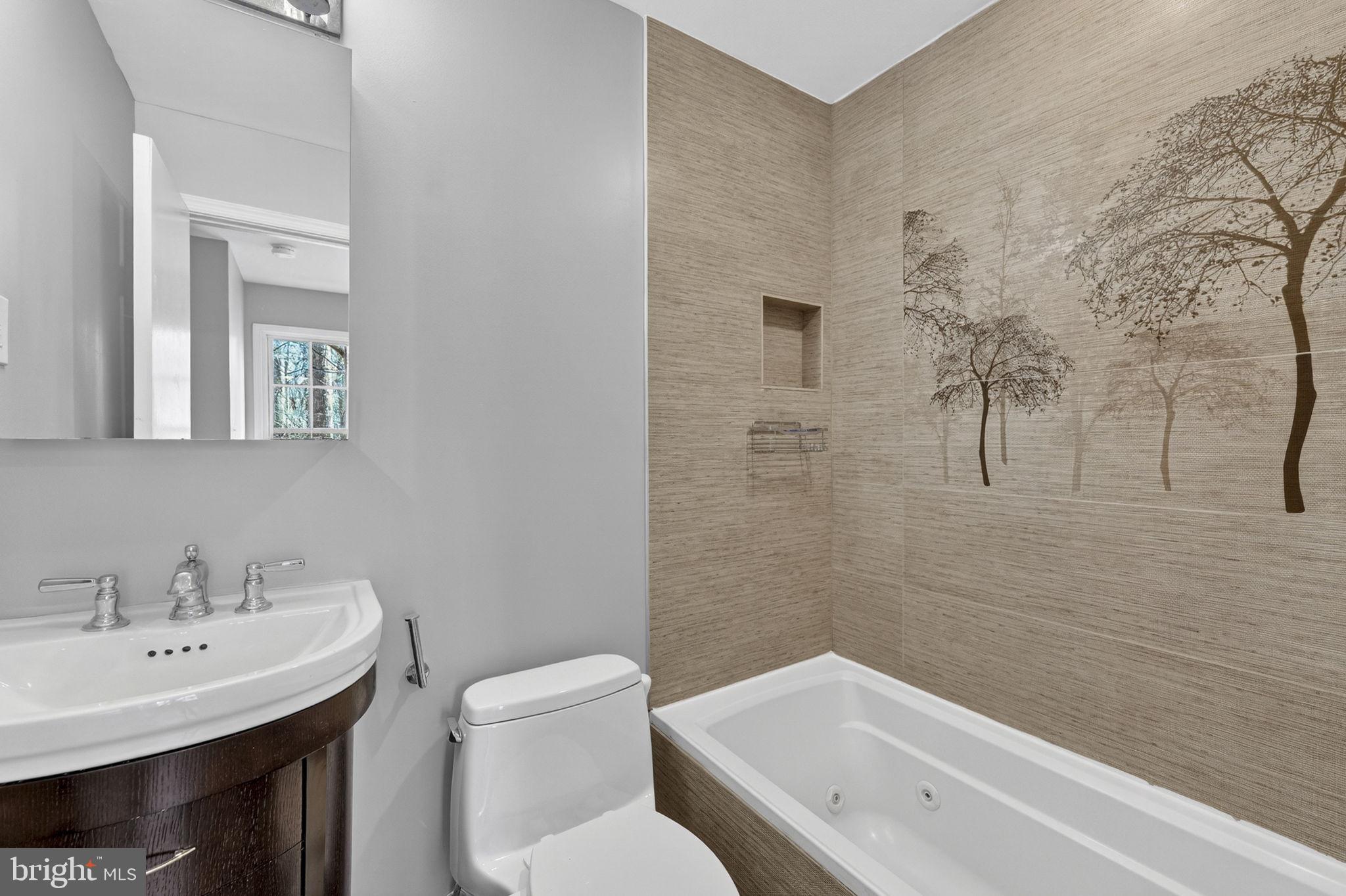 6501 Orono Court Springfield, VA 22152 - Photo 19 of 47 Hall Bath for BR 2 & BR 3